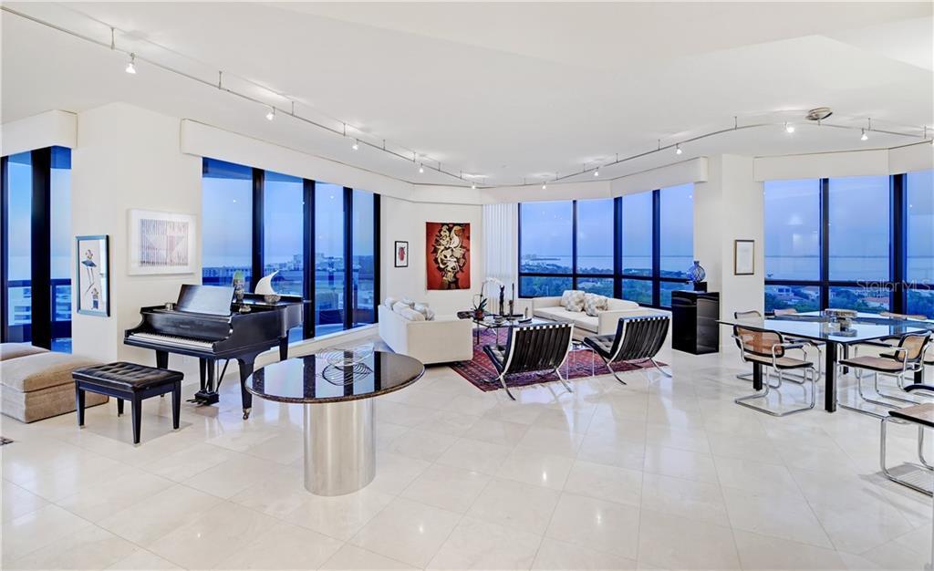 Property Photo: 1281 Gulf Of Mexico Drive 1008 FL 34228
