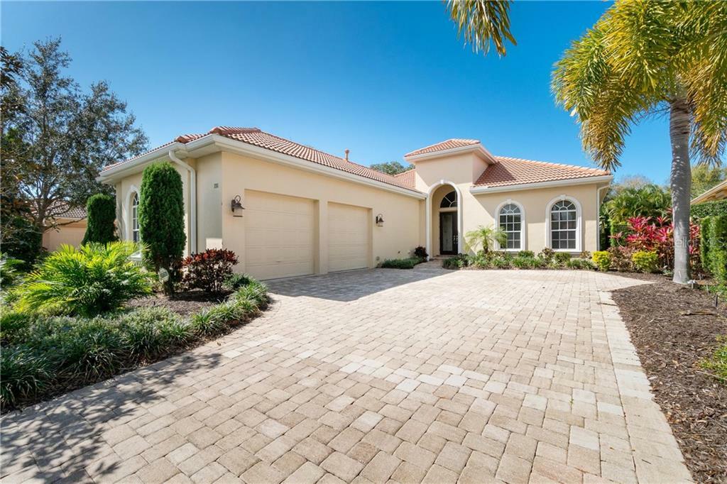 Property Photo:  1751 Grande Park Drive  FL 34223 