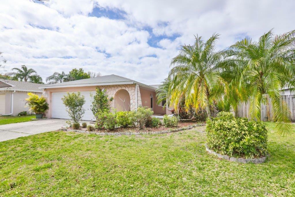 Property Photo:  416 Tangerine Drive  FL 34677 