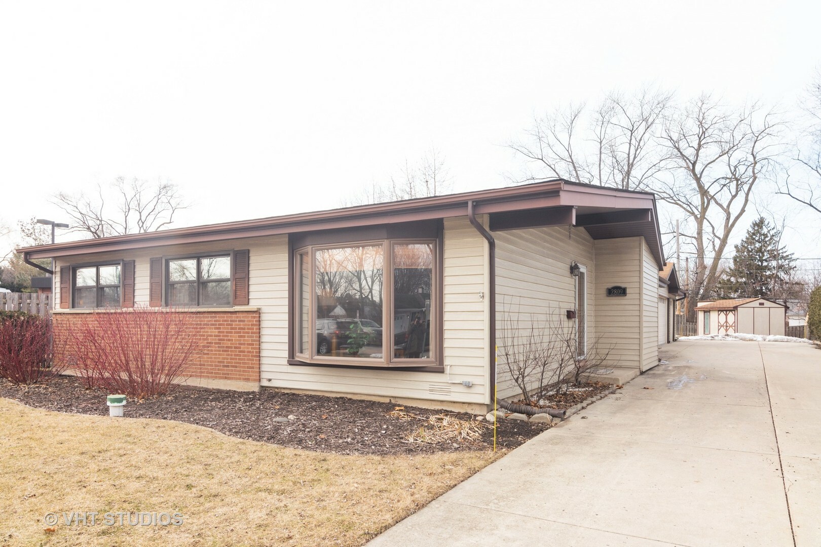 Property Photo:  2809 Owl Lane  IL 60008 