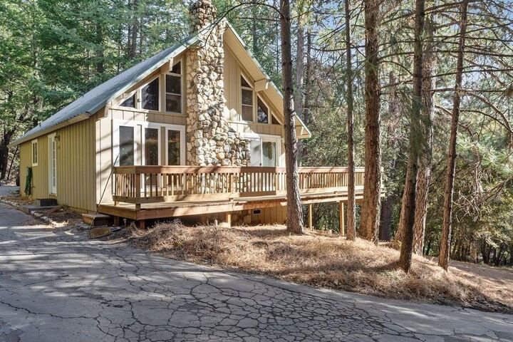 6300 Thornburgh Court  Foresthill CA 95631 photo