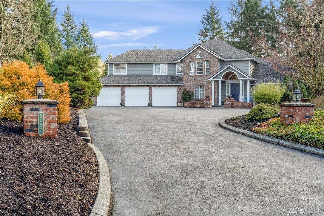 Property Photo:  5027 Foxhall Dr NE  WA 98516 