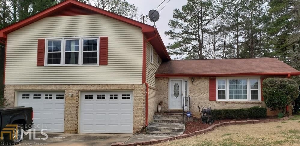 Property Photo:  627 Hearon Dr  GA 30088 