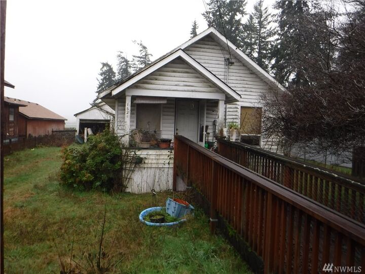 Property Photo: 1621 W Main Street WA 98541