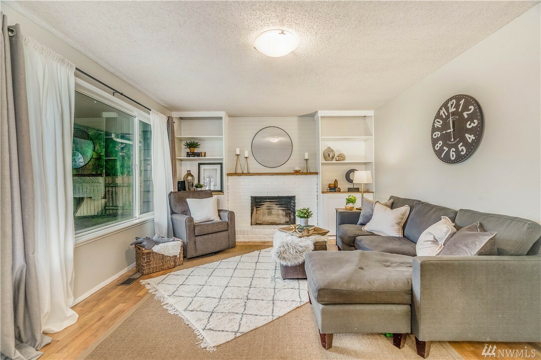 Property Photo: 12516 80th Ave E WA 98373