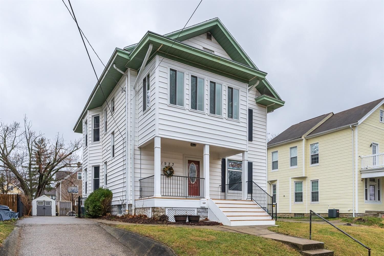 Property Photo:  1923 Delaware Ave  OH 45212 