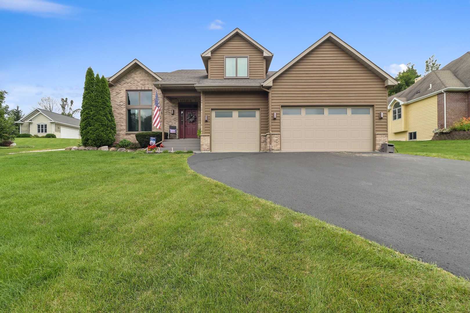 Property Photo:  1255 Edgewood Drive  WI 53147 