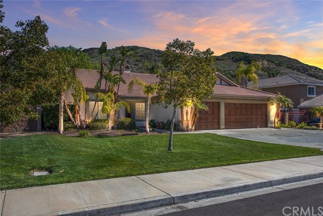 Property Photo: 7789 La Cresta Street CA 92346
