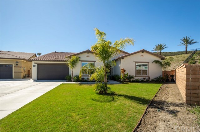 Property Photo:  35487 Mahogany Glen Drive  CA 92596 