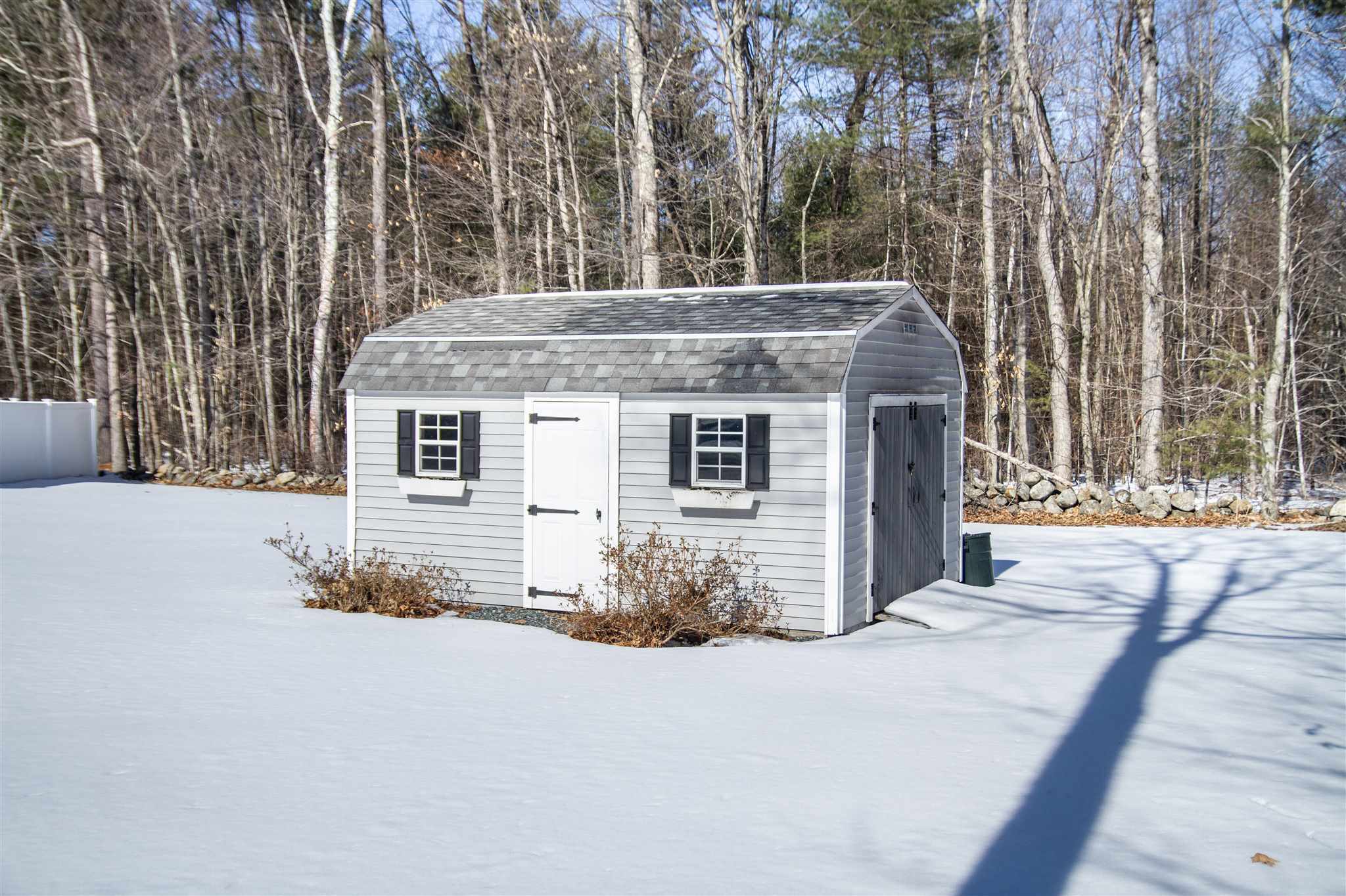 Property Photo:  29 Oakmont Drive  NH 03301 