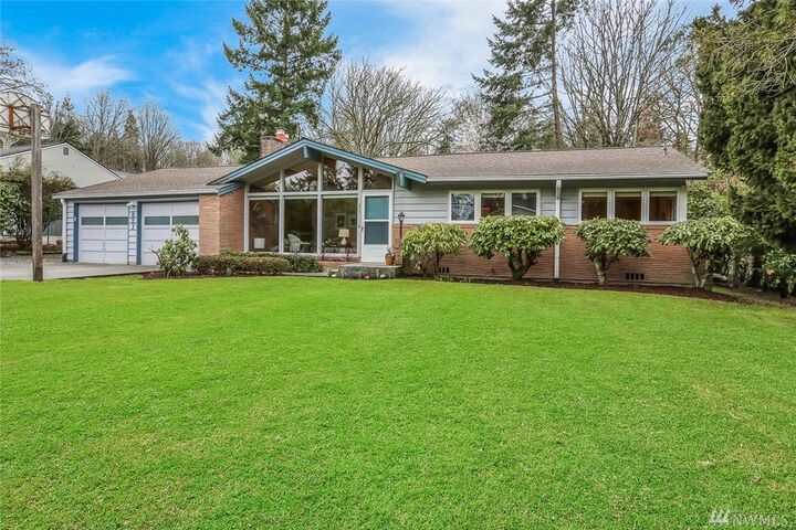 827  Marine View Circle SW  Normandy Park WA 98166 photo