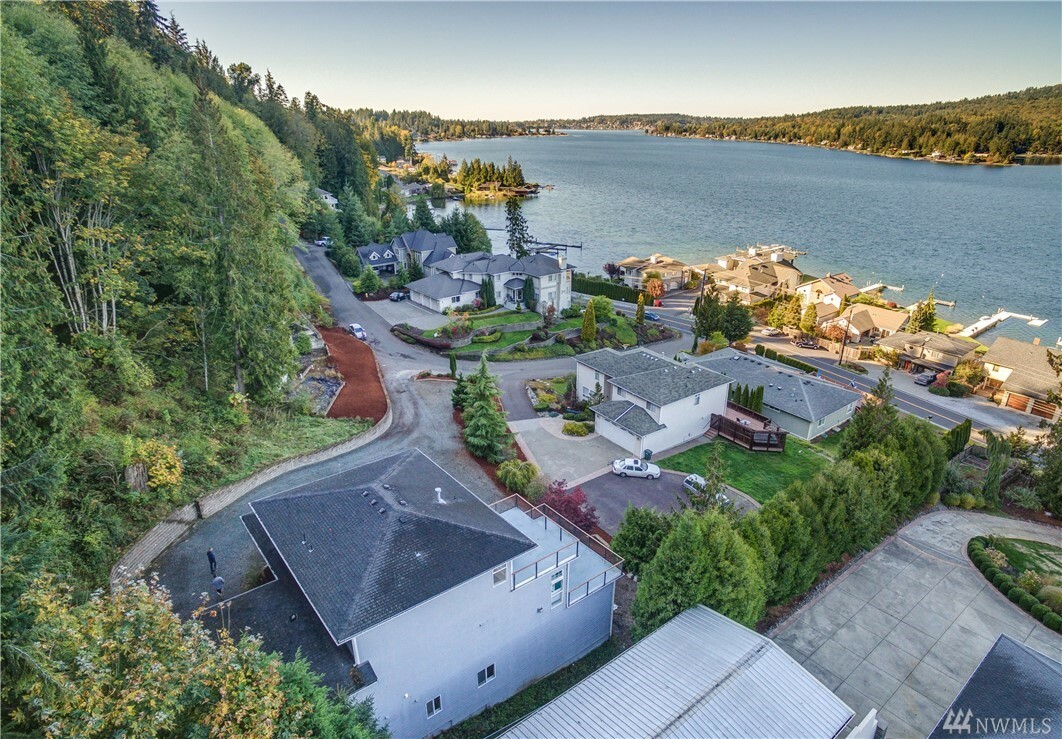 Property Photo:  2684 Strawberry Shore Dr  WA 98229 