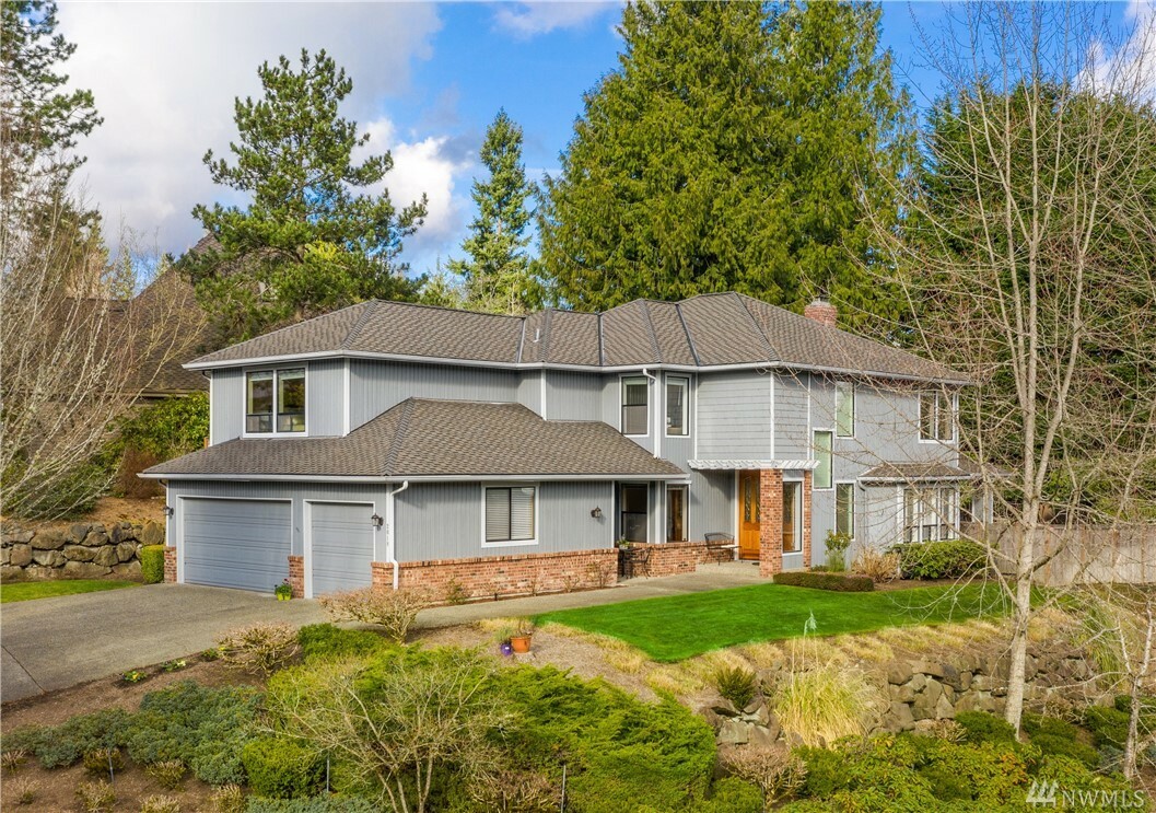 Property Photo:  2018 218th Place NE  WA 98074 