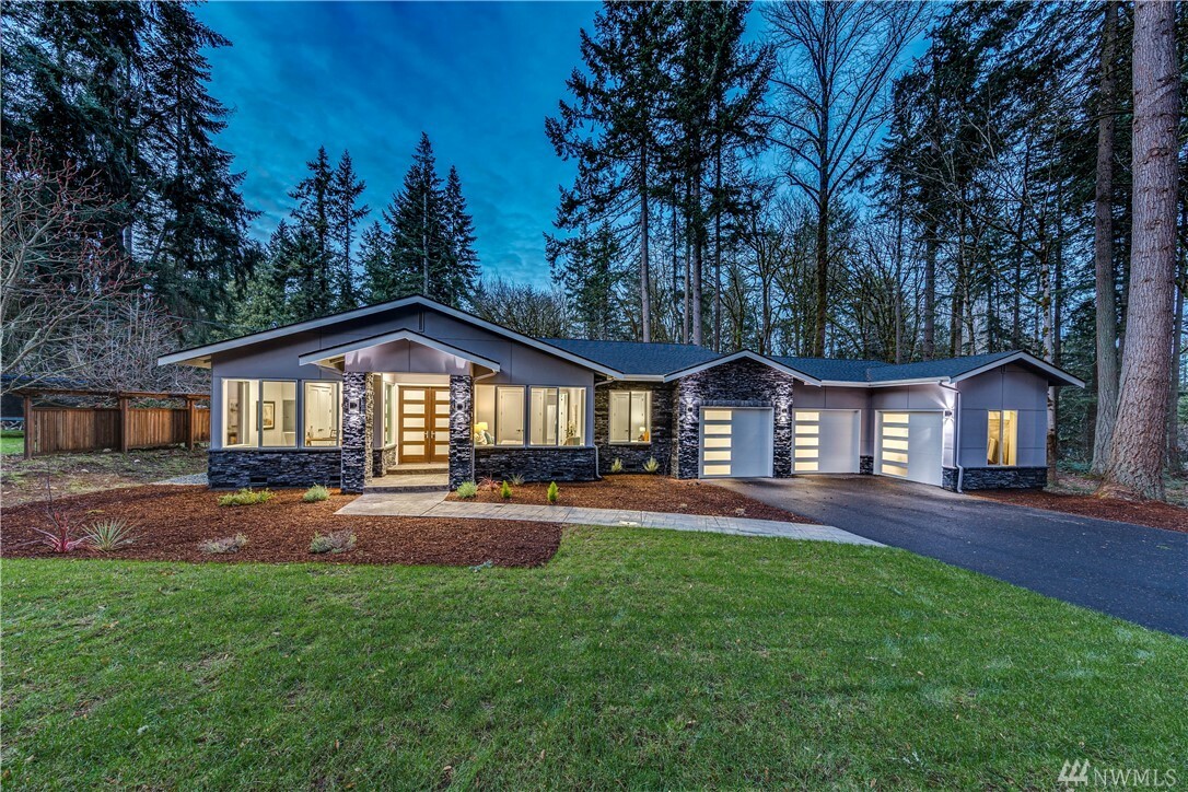 Property Photo:  16608 NE 172nd Place  WA 98072 