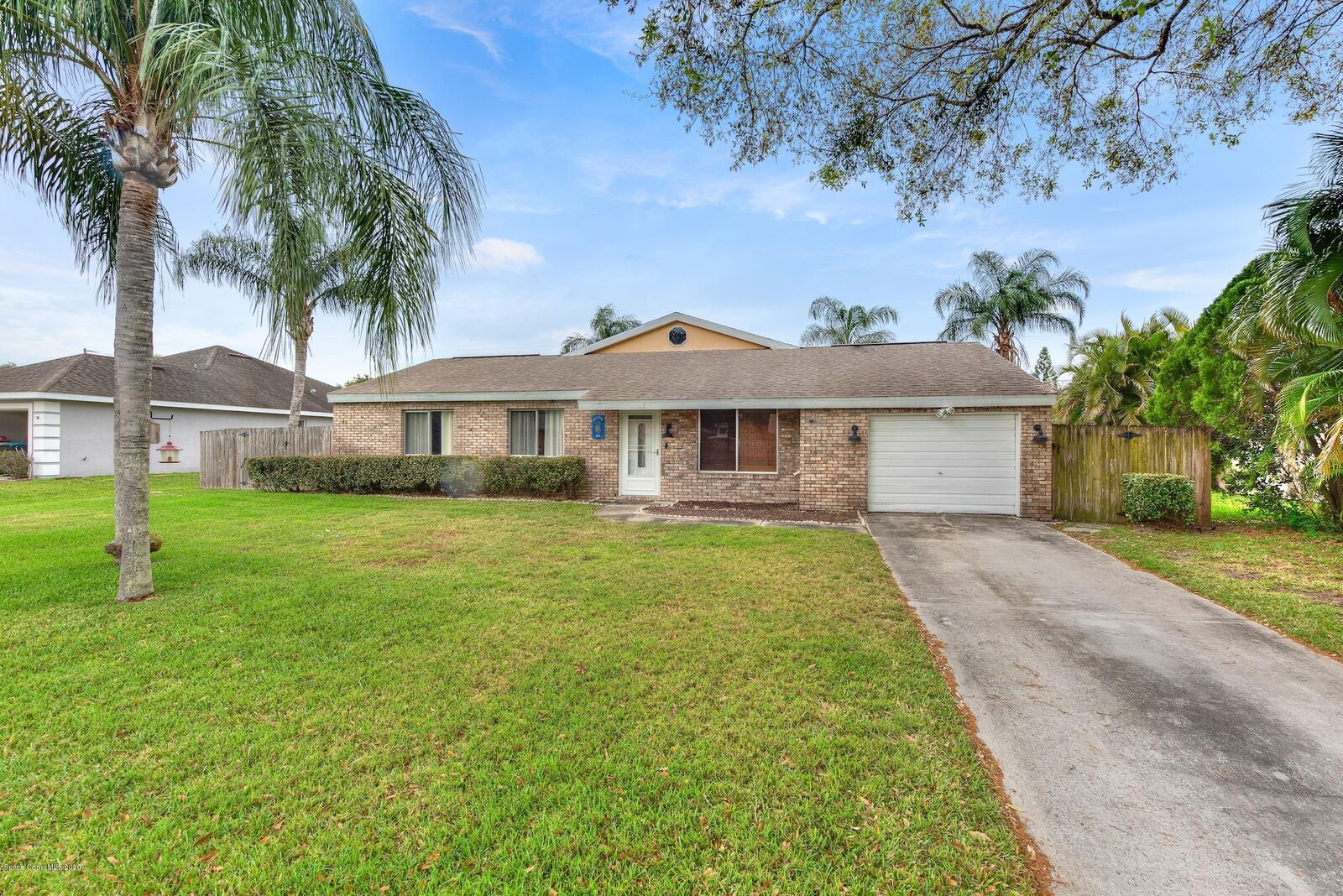 Property Photo: 430 Plant Avenue NE FL 32907