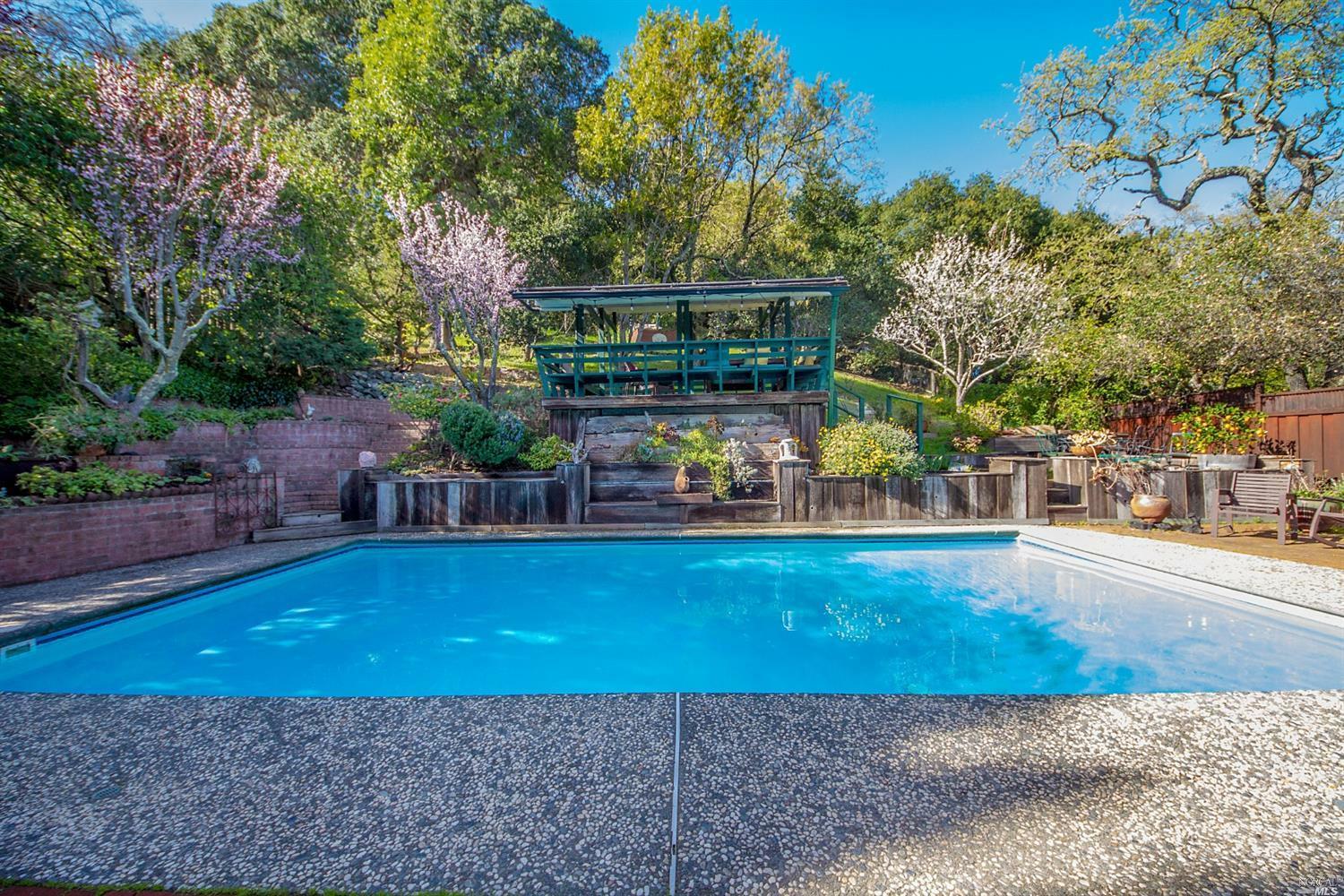 Property Photo: 720 Arlington Circle CA 94947