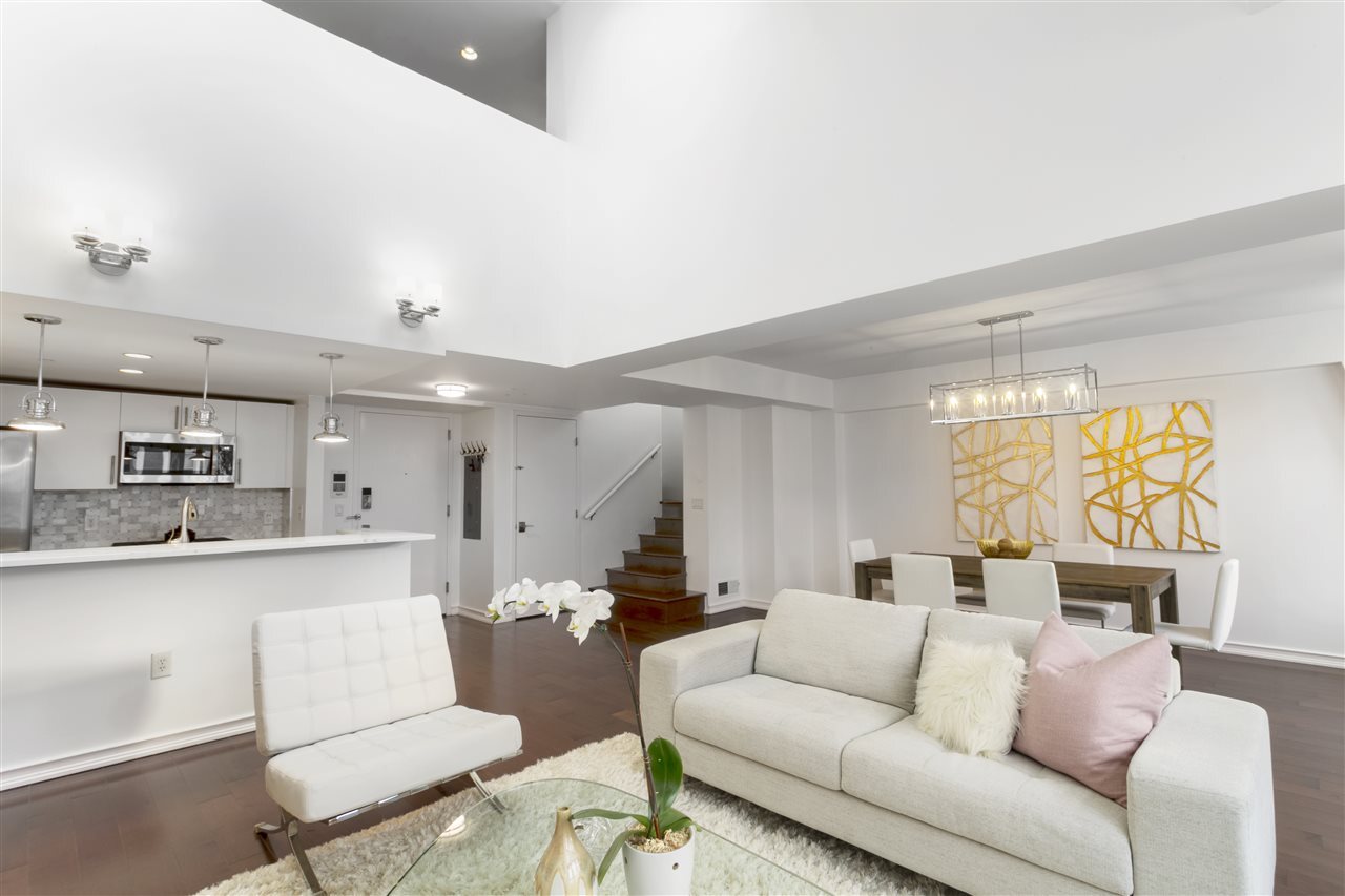 Property Photo: 149 Essex St 6J NJ 07302