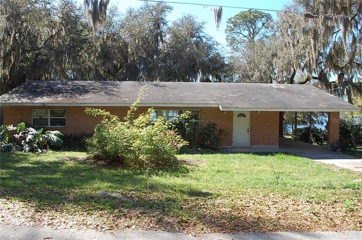 41525 Silver Drive  Umatilla FL 32784 photo