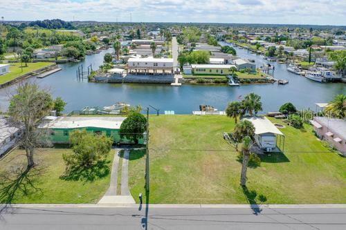 6636 Saltwater Boulevard  Hudson FL 34667 photo