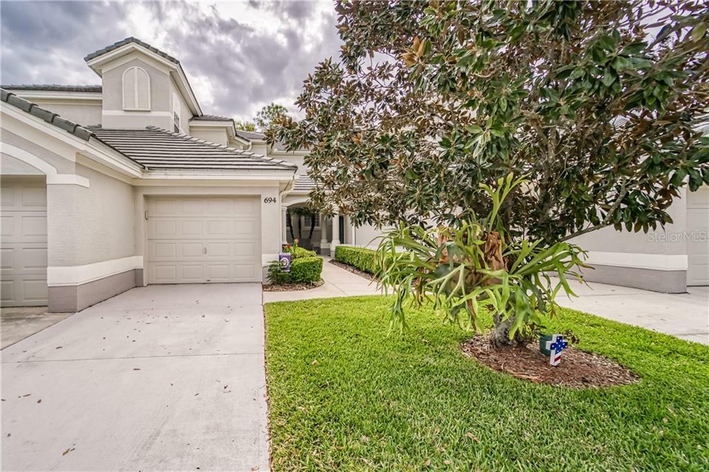 Property Photo:  694 Grasslands Village Circle 694  FL 33803 