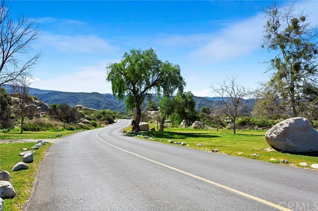 Property Photo:  45525 Hwy 79 #560  CA 92536 