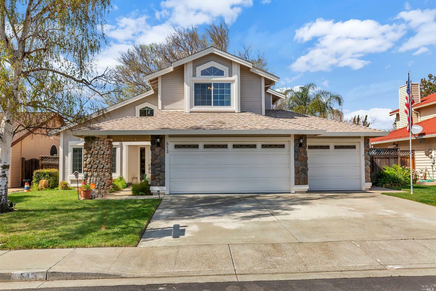 613 Whitestag Way  Vacaville CA 95687 photo