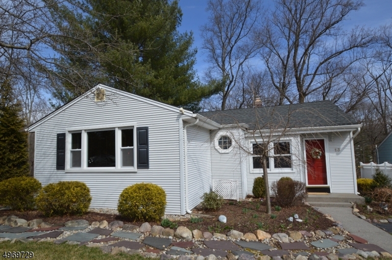 Property Photo:  13 S Brookside Dr  NJ 07866 