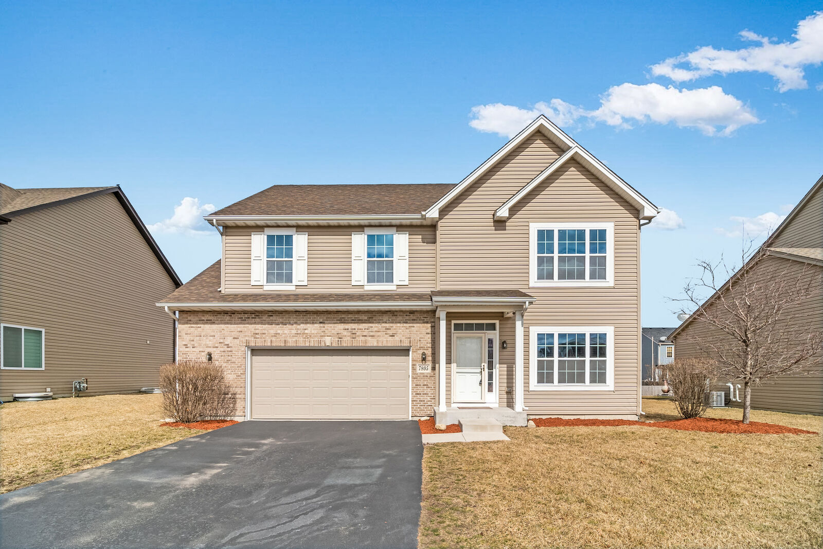 Property Photo: 7805 Scarlett Oak Court IL 60586