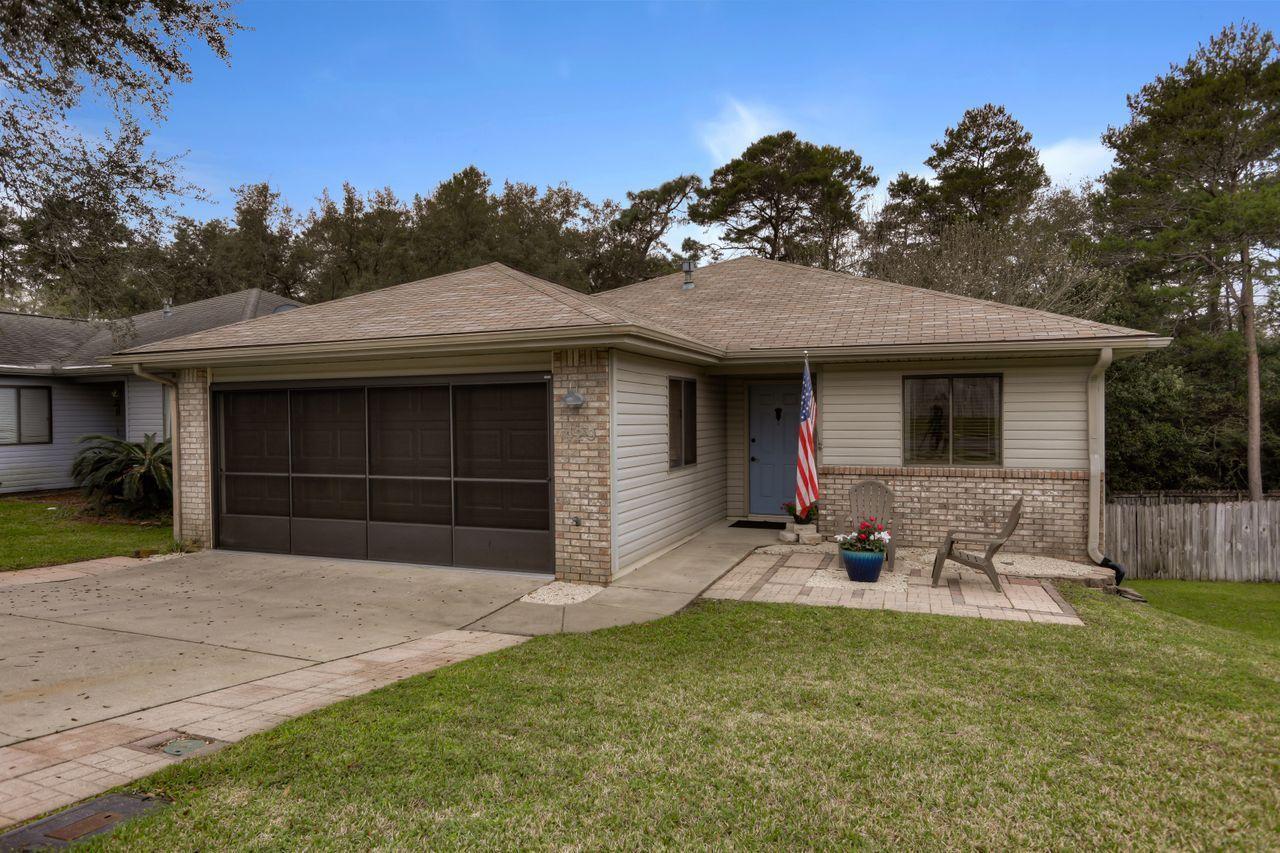 Property Photo:  429 Springwood Way  FL 32578 