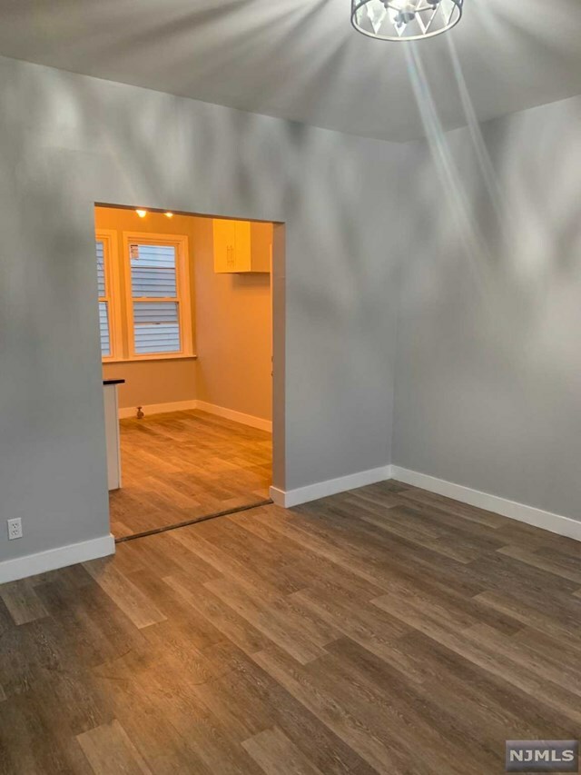 Property Photo:  158 Maple Street 2B  NJ 07032 