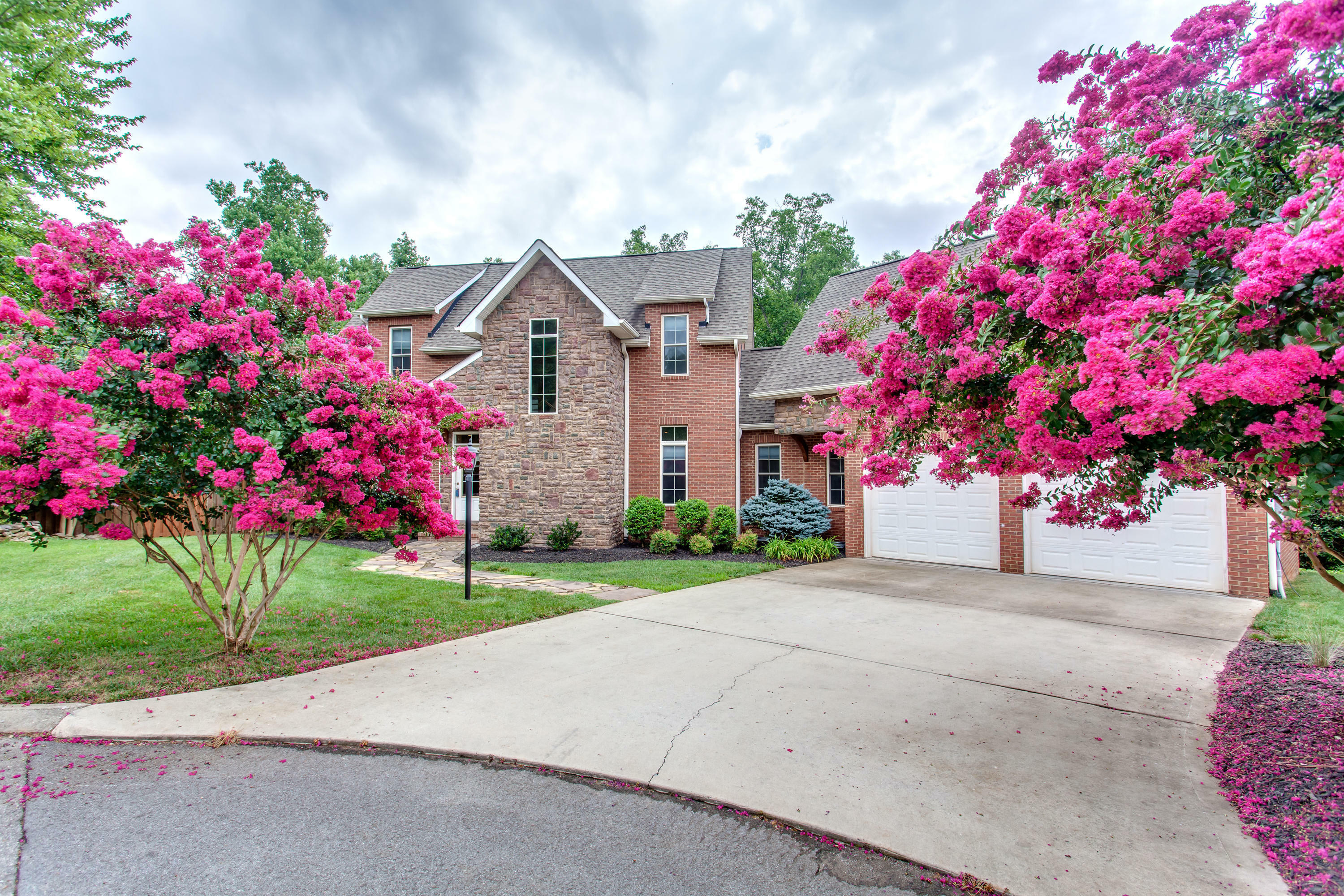 Property Photo:  6706 Duncans Glen Drive  TN 37919 