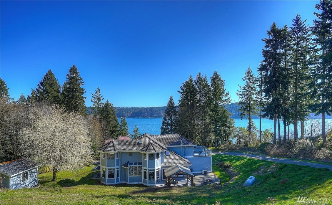 Property Photo:  12412 3rd Av Ct NW  WA 98332 