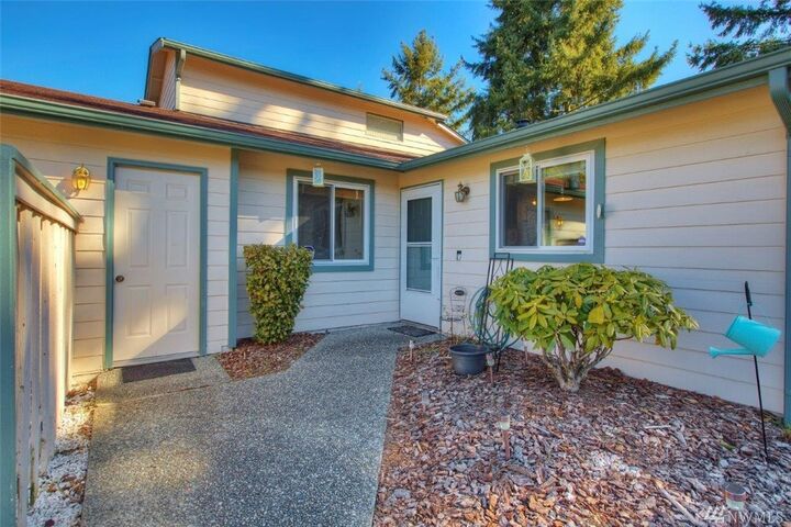 Property Photo: 11045 SE 249th Court D WA 98030