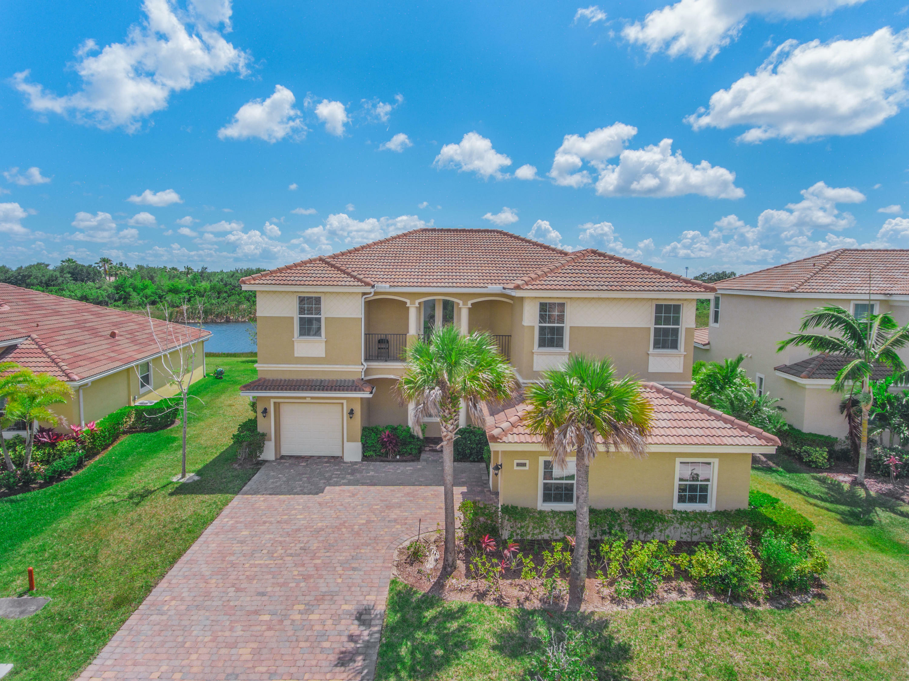 Property Photo:  12075 SW Aventino Drive  FL 34987 