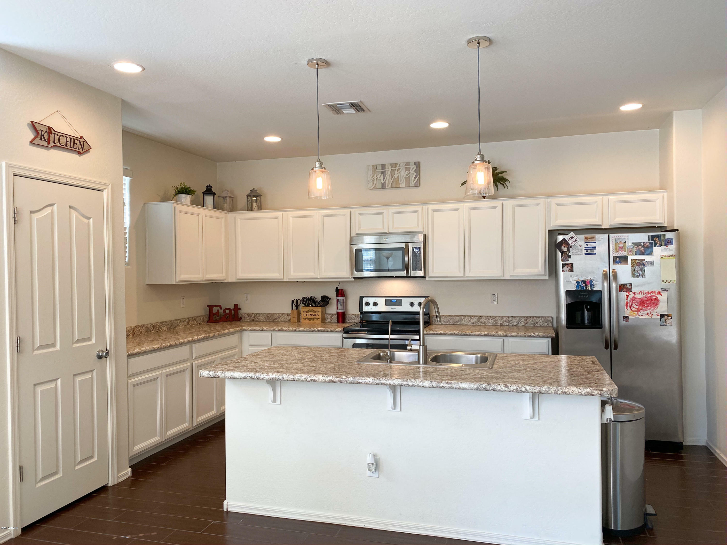 Property Photo:  1183 N 164th Avenue  AZ 85338 