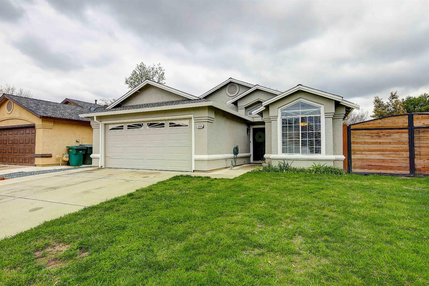 Property Photo:  8599 Travary Way  CA 95843 