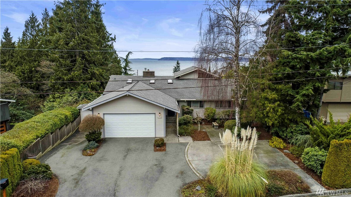 Property Photo:  17140 Sealawn Drive  WA 98026 