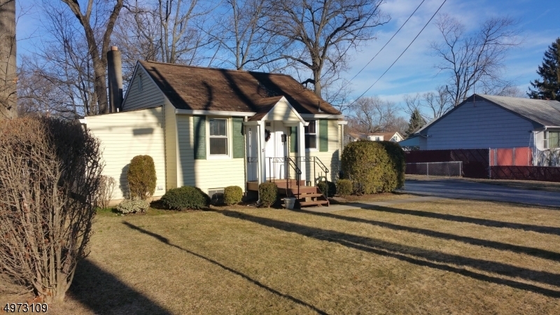 Property Photo: 351 Cornell St NJ 07481