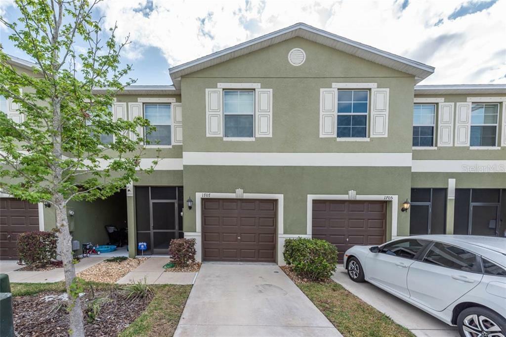 Property Photo:  1707 Ivory Goose Place  FL 33570 