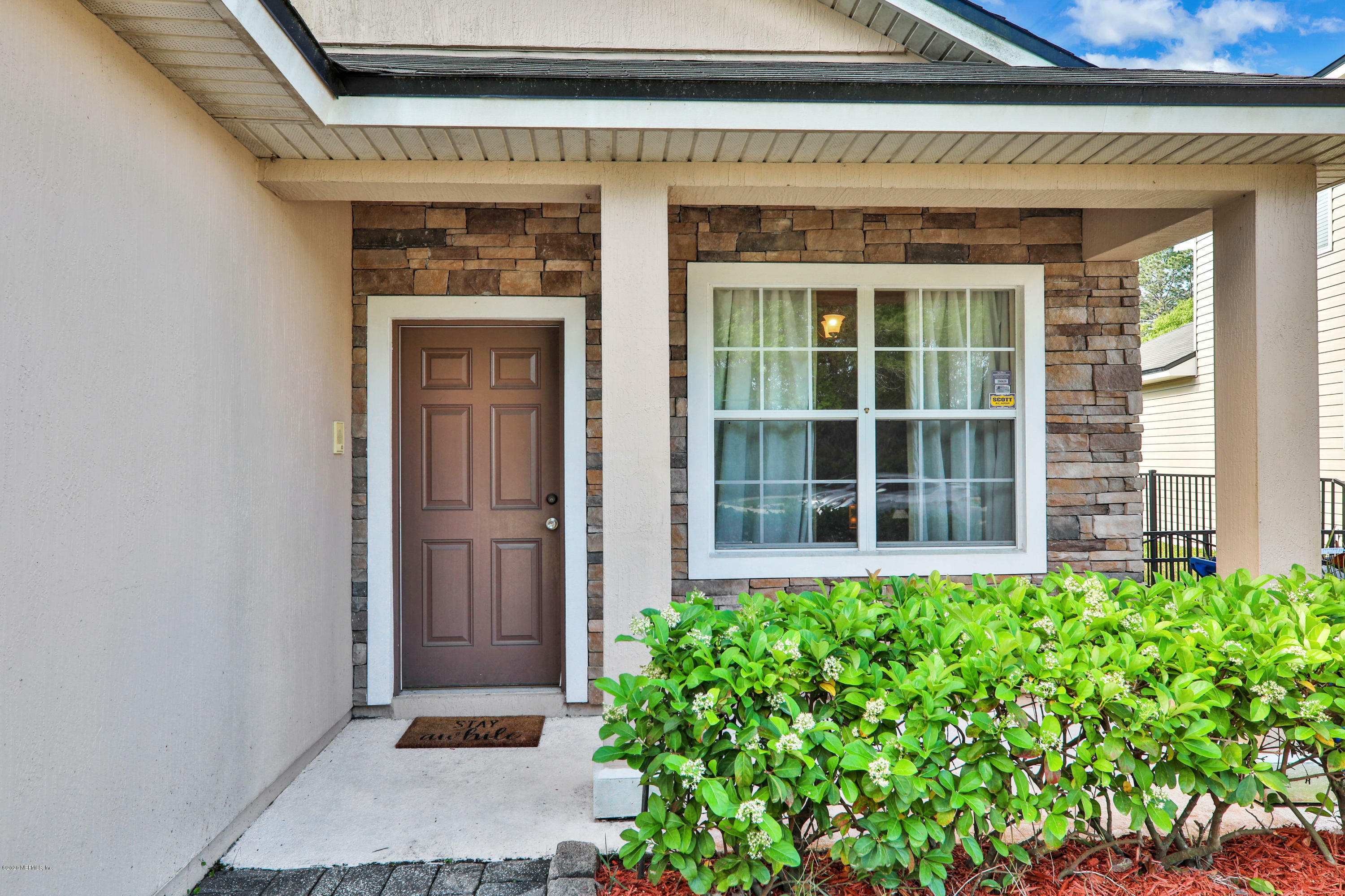 Property Photo:  11694 Alexandra Drive  FL 32218 