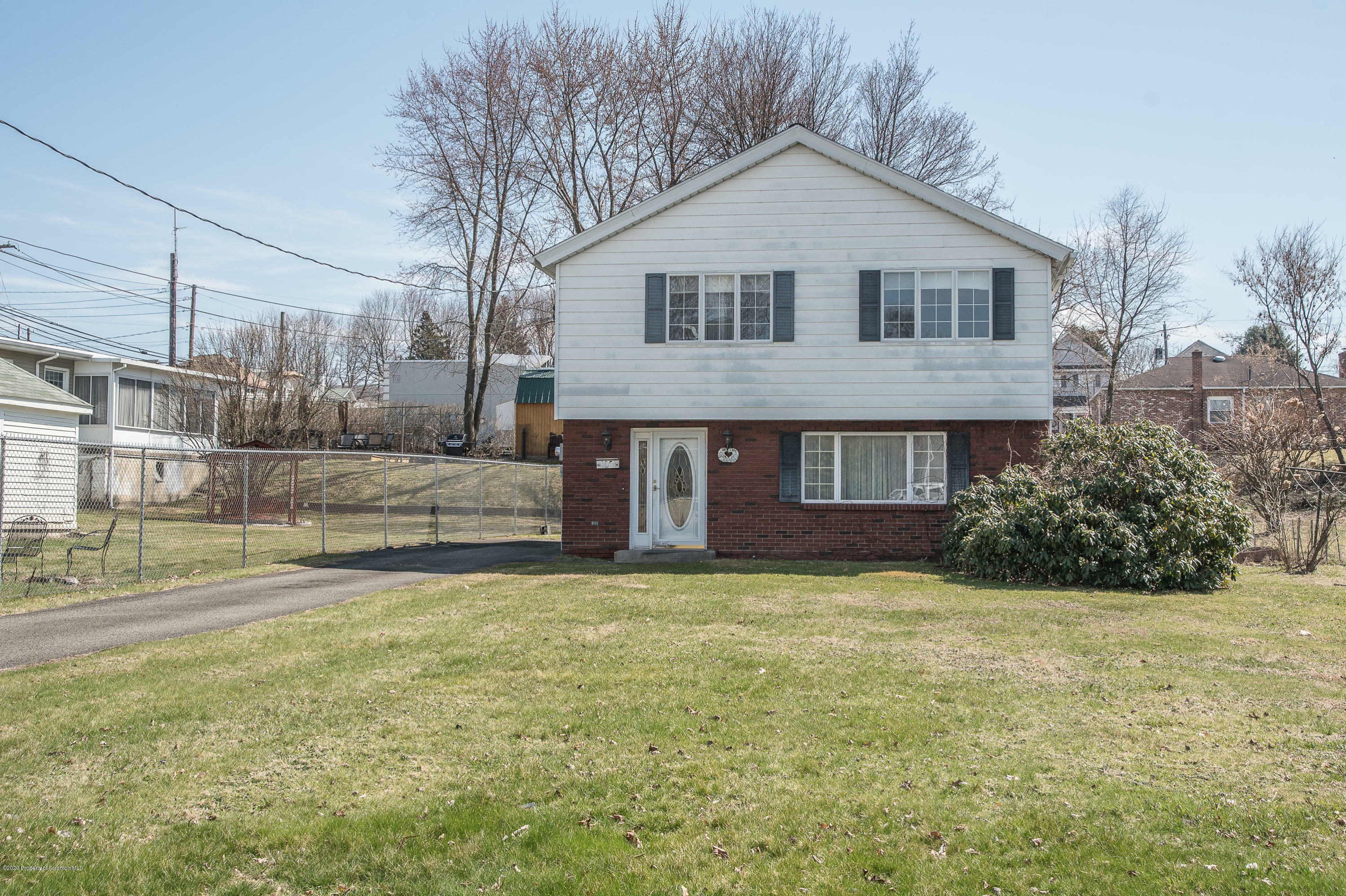 396 Lane Street  Jessup PA 18434 photo