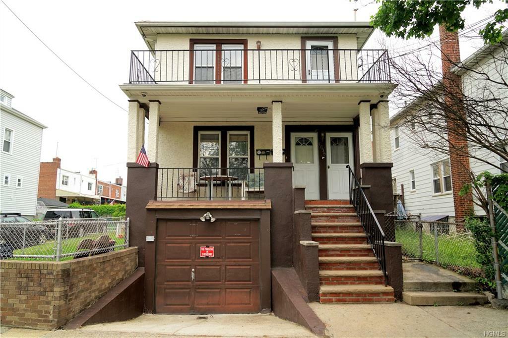 Property Photo: 1035 Sackett Avenue NY 10461