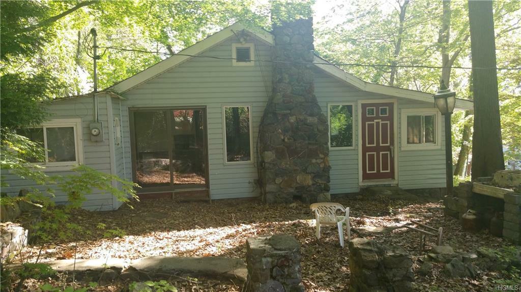 Property Photo:  5 N Deer Trail  NY 10925 