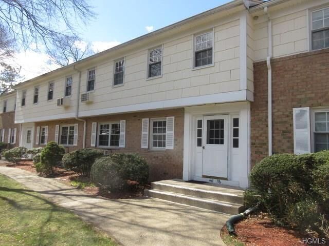 Property Photo:  114 Parkside Drive 114  NY 10901 