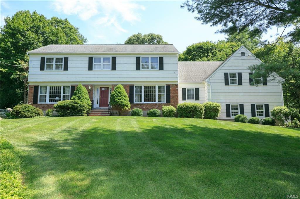 Property Photo:  7 Willow Crest Drive  NY 10536 
