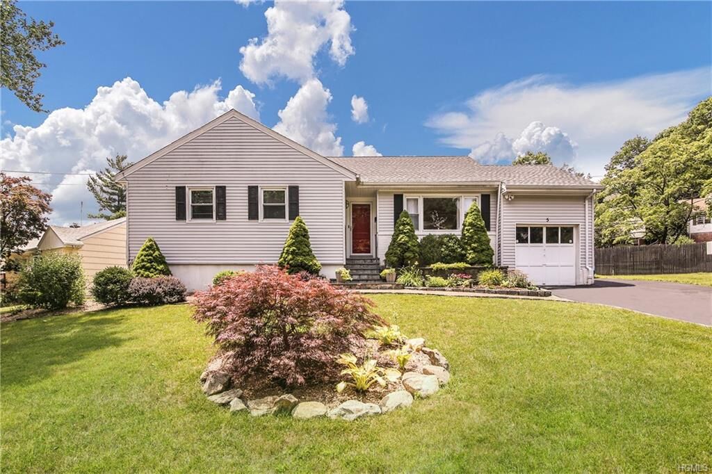 Property Photo: 5 Beverly Road NY 10605
