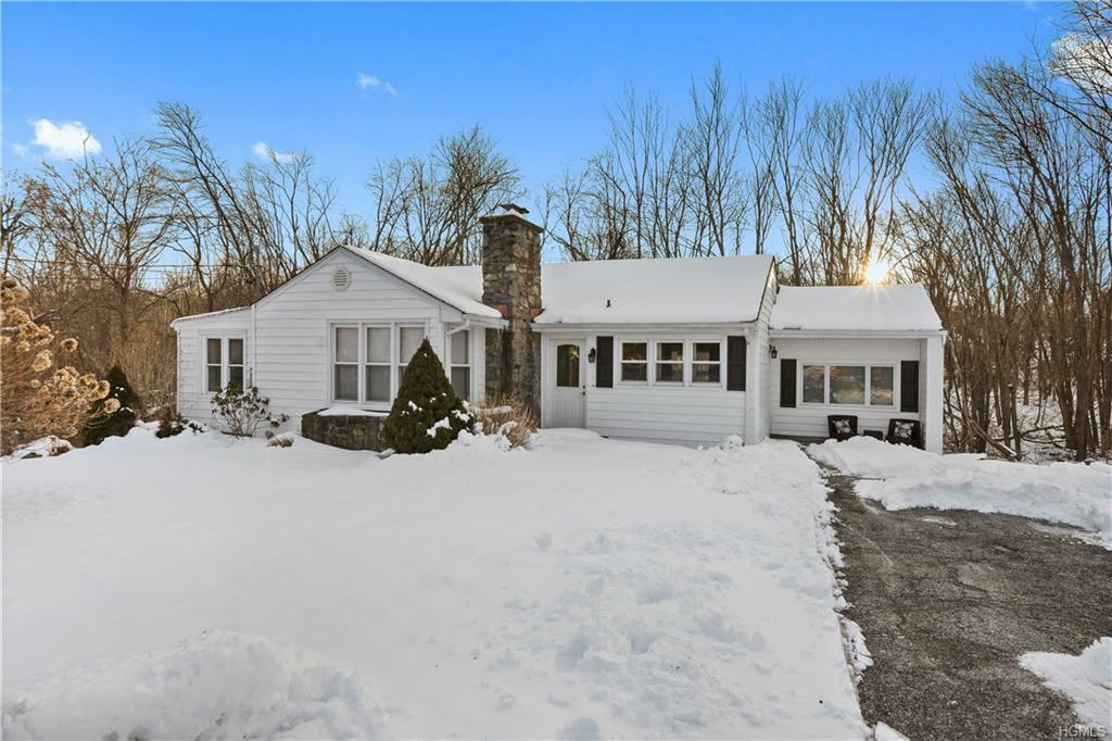 Property Photo:  35 Rose Drive  NY 10541 