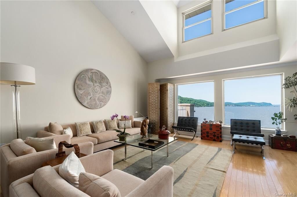 Property Photo: 405 Harbor Cove Ph405 NY 10968