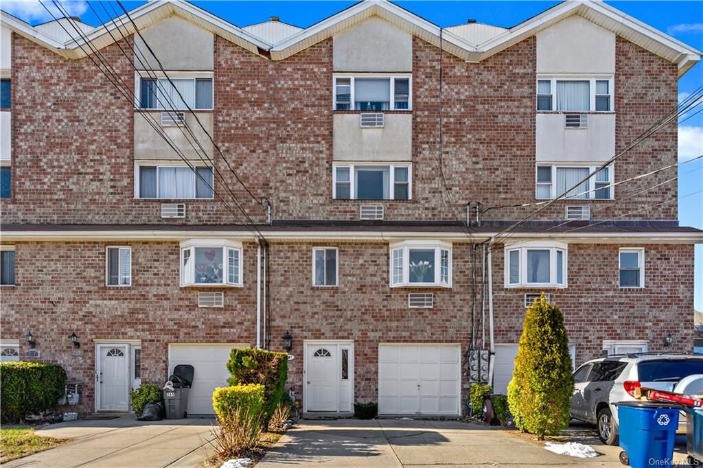Property Photo: 267 Hosmer Avenue NY 10465