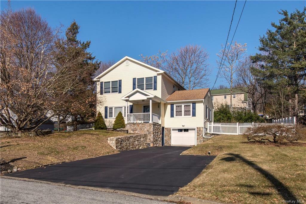 Property Photo:  7 Valley View Circle  NY 10990 